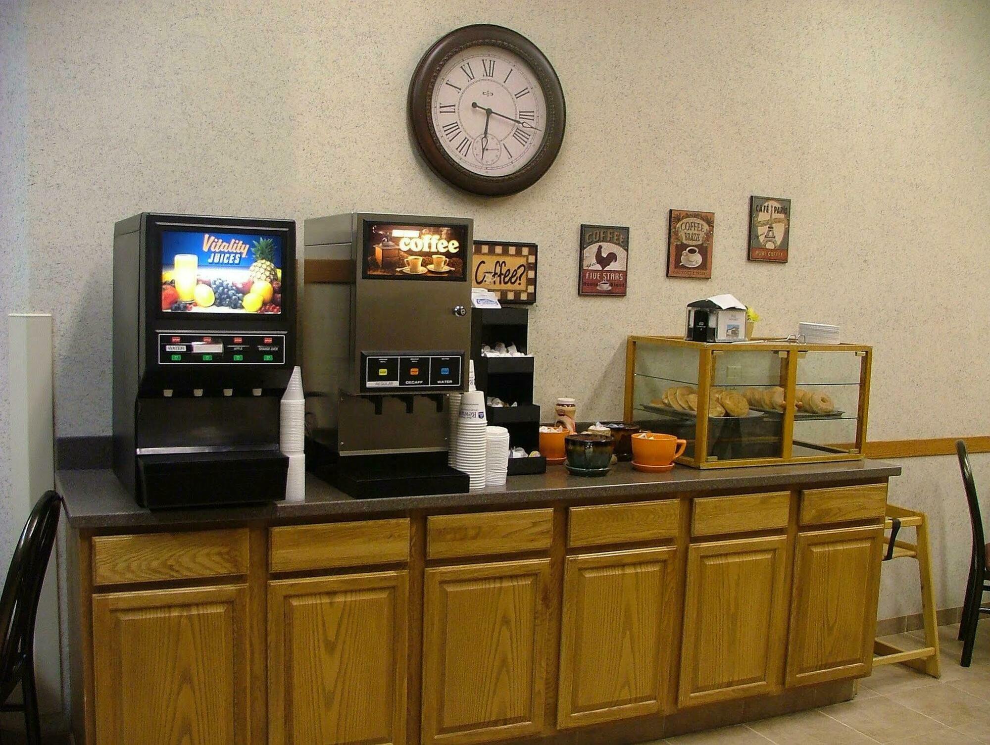 Best Western Plains Motel Wall Εξωτερικό φωτογραφία